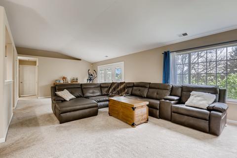 603 Howard Ave, East Dundee, IL 60118 photo 6