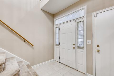 603 Howard Ave, East Dundee, IL 60118 photo 4