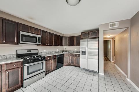 1230 Brown St #1E, Des Plaines, IL 60016 photo 5