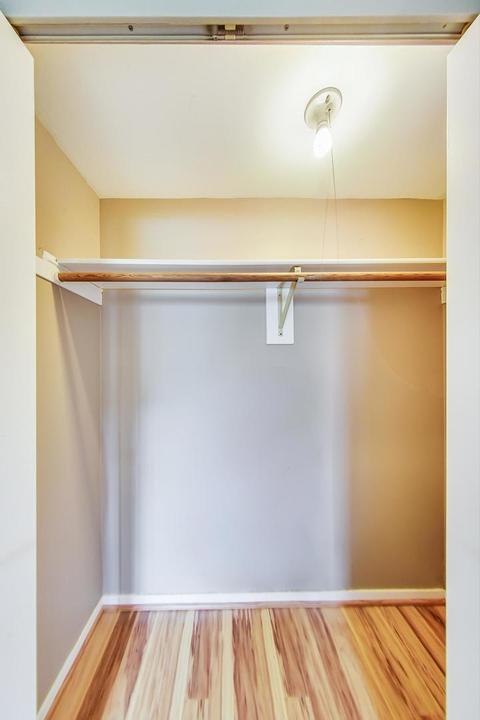 1230 Brown St #1E, Des Plaines, IL 60016 photo 11