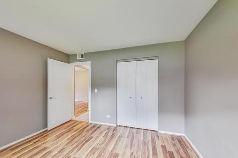 1230 Brown St #1E, Des Plaines, IL 60016 photo 10