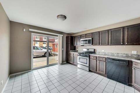1230 Brown St #1E, Des Plaines, IL 60016 photo 3