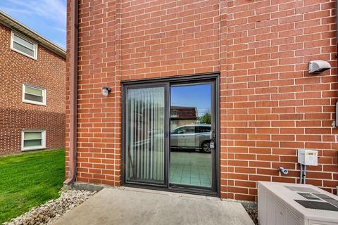 1230 Brown St #1E, Des Plaines, IL 60016 photo 20