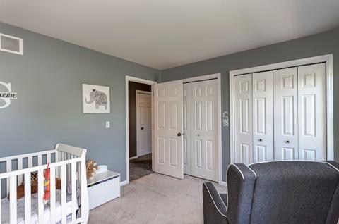 2870 Sarah Ct, Elgin, IL 60124 photo 28