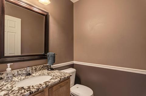 2870 Sarah Ct, Elgin, IL 60124 photo 21