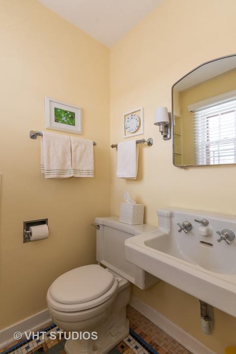 932 Brook St, Elgin, IL 60120 photo 14