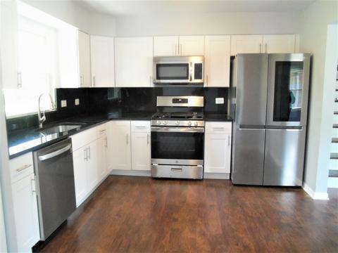 1590 Martha Dr, Elgin, IL 60123 photo 2