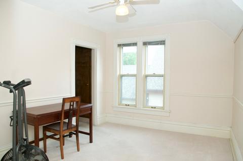 823 Cedar Ave, Elgin, IL 60120 photo 41