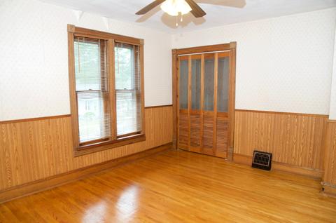 823 Cedar Ave, Elgin, IL 60120 photo 39