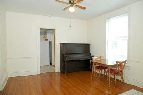 823 Cedar Ave, Elgin, IL 60120 photo 28