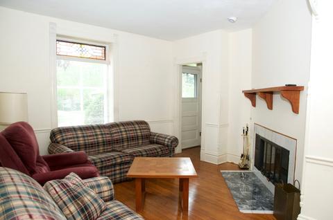 823 Cedar Ave, Elgin, IL 60120 photo 14