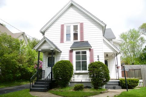 823 Cedar Ave, Elgin, IL 60120 photo 2