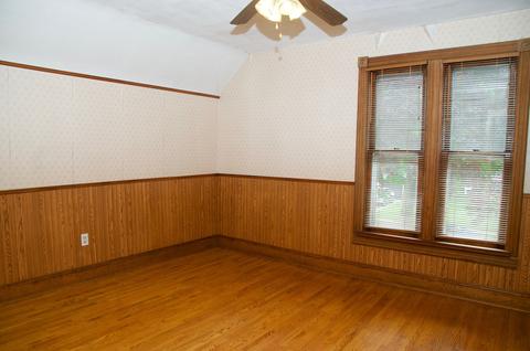823 Cedar Ave, Elgin, IL 60120 photo 38
