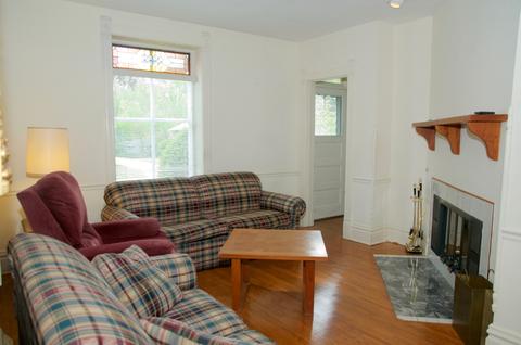 823 Cedar Ave, Elgin, IL 60120 photo 22
