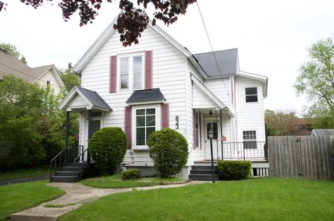 823 Cedar Ave, Elgin, IL 60120 photo 1