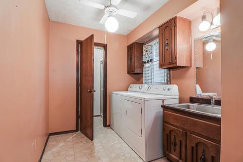 1308 W Heritage Rd, Normal, IL 61761 photo 10