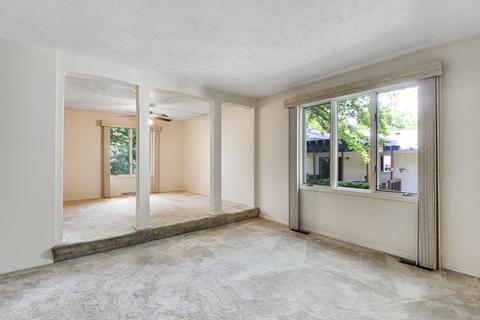 1308 W Heritage Rd, Normal, IL 61761 photo 13