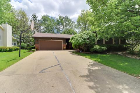 1308 W Heritage Rd, Normal, IL 61761 photo 1
