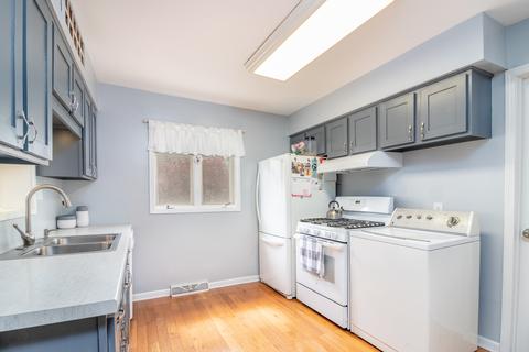 119 E Lee St, Plano, IL 60545 photo 9