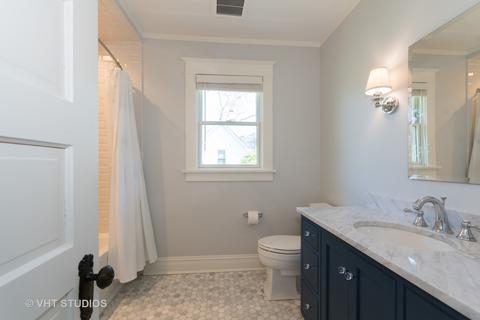1012 N Wheaton Ave, Wheaton, IL 60187 photo 17