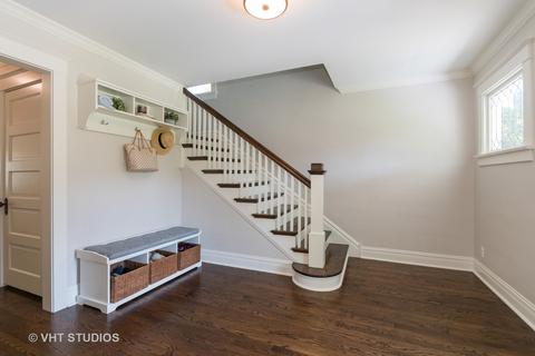 1012 N Wheaton Ave, Wheaton, IL 60187 photo 4