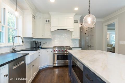 1012 N Wheaton Ave, Wheaton, IL 60187 photo 7