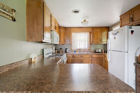 347 Florida Ave, Aurora, IL 60506 photo 9