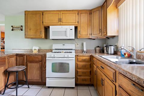 347 Florida Ave, Aurora, IL 60506 photo 8