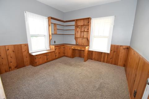 618 Bangs St, Aurora, IL 60505 photo 9