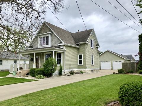 1818 9th St, Peru, IL 61354 photo 1