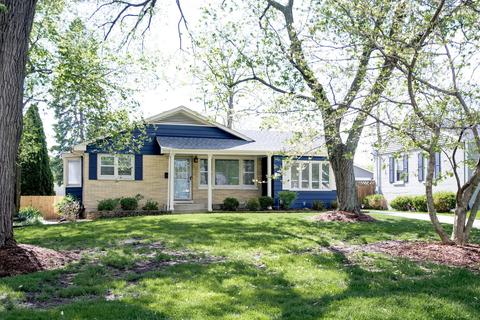 906 Sunset Rd, Wheaton, IL 60189 photo 1