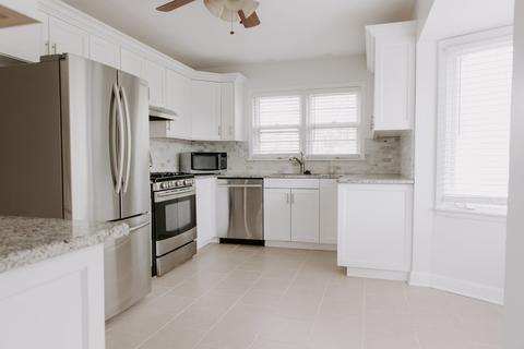 906 Sunset Rd, Wheaton, IL 60189 photo 14