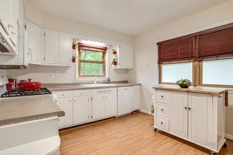 1105 W Pendleton Pl, Mount Prospect, IL 60056 photo 11