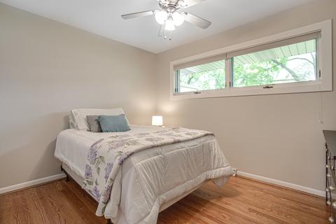 1105 W Pendleton Pl, Mount Prospect, IL 60056 photo 18