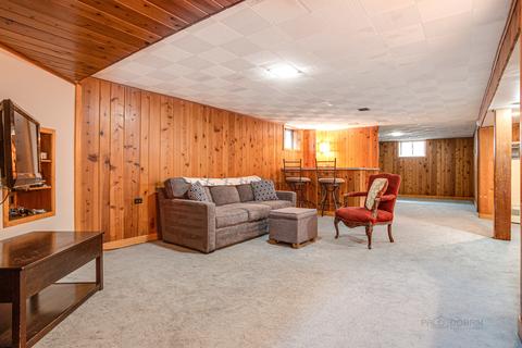 1105 W Pendleton Pl, Mount Prospect, IL 60056 photo 21