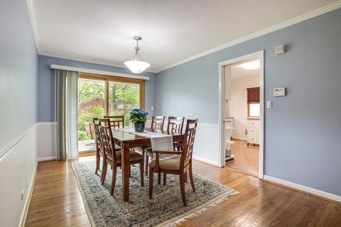 1105 W Pendleton Pl, Mount Prospect, IL 60056 photo 8