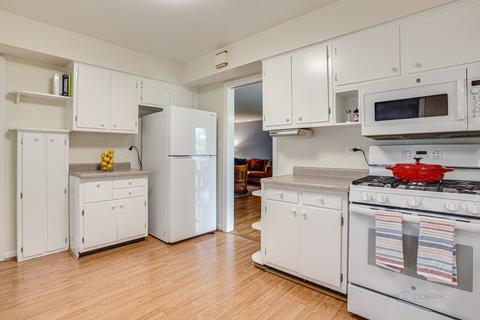 1105 W Pendleton Pl, Mount Prospect, IL 60056 photo 13