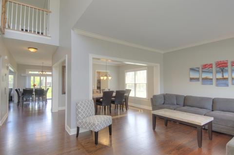 681 Clover Dr, Algonquin, IL 60102 photo 3
