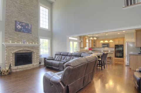 681 Clover Dr, Algonquin, IL 60102 photo 8