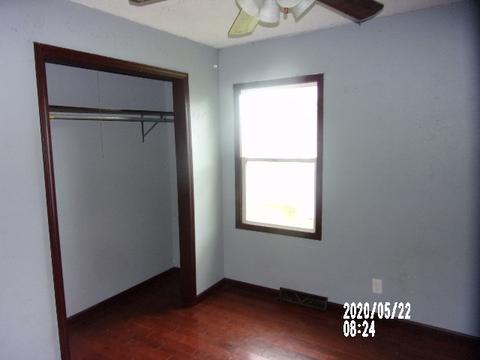 320 N Maple St, Clinton, IL 61727 photo 10