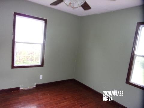 320 N Maple St, Clinton, IL 61727 photo 11