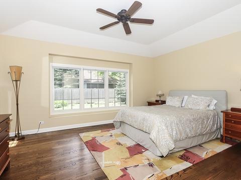 3944 Balmoral Ct, Rolling Meadows, IL 60008 photo 12