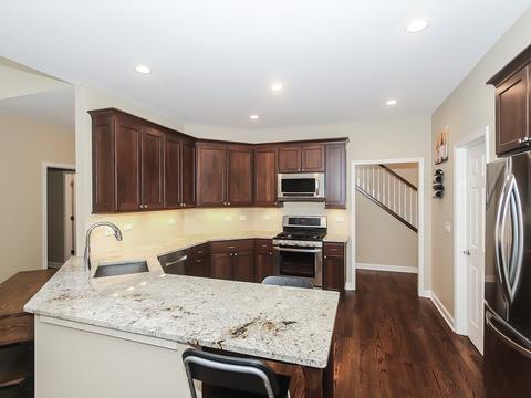 3944 Balmoral Ct, Rolling Meadows, IL 60008 photo 8
