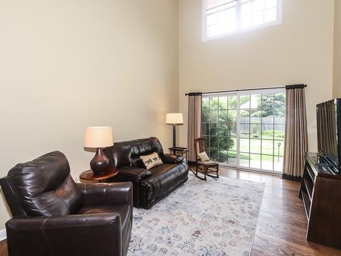 3944 Balmoral Ct, Rolling Meadows, IL 60008 photo 2