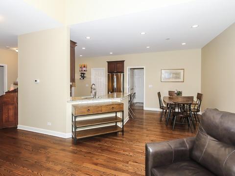 3944 Balmoral Ct, Rolling Meadows, IL 60008 photo 6