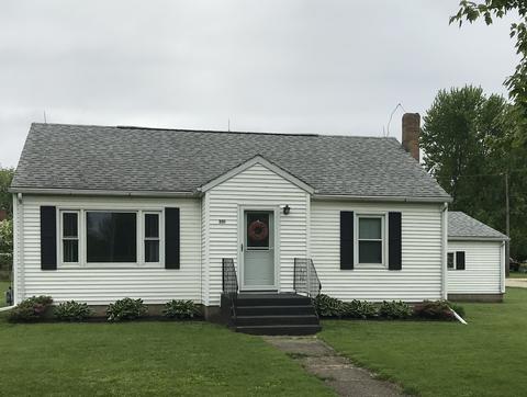 301 E Park Ave, Manlius, IL 61338 photo 1