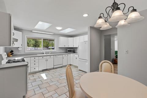 2425 Duffy Ln, Riverwoods, IL 60015 photo 22