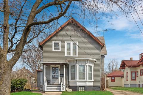 470 Stella St, Elgin, IL 60120 photo 1