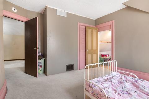 470 Stella St, Elgin, IL 60120 photo 25