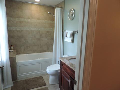 1247 Lee St, Wheeling, IL 60090 photo 14
